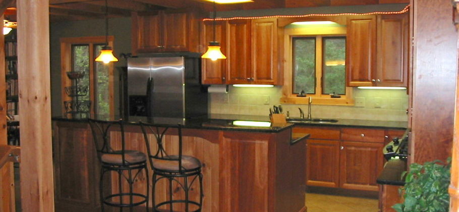 Chesapeake post & beam home kitchen